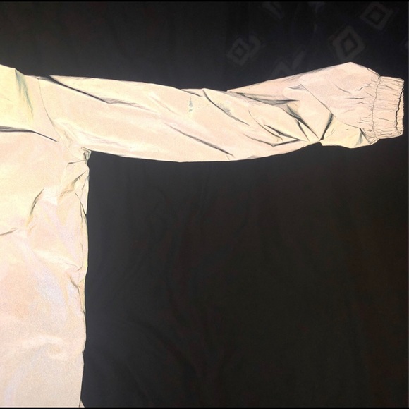 Reflective jacket - Picture 10 of 12